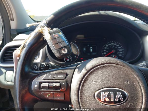 2016 KIA SORENTO LX/L — I10