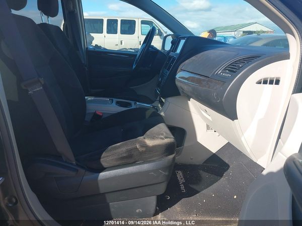 2016 DODGE GRAND CARAVAN Crew — I5
