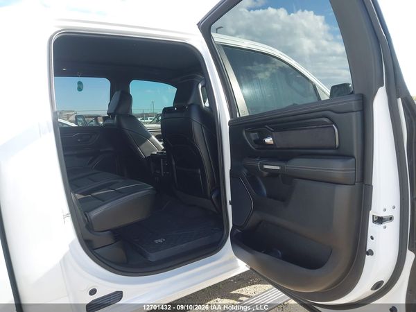 2023 RAM 1500 LARAMIE — I8