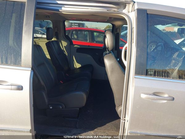 2014 DODGE GRAND CARAVAN CREW — I8