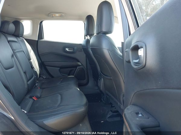 2018 JEEP COMPASS LIMITED — I8