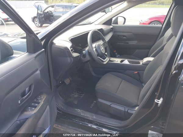 2025 NISSAN KICKS S