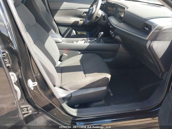 2025 NISSAN KICKS S