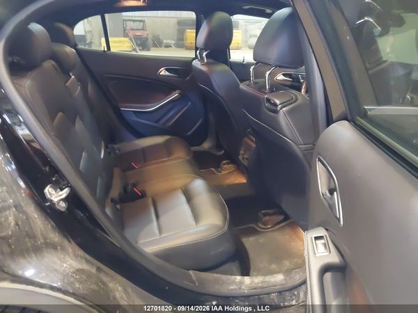 2018 MERCEDES-BENZ GLA 250 4MATIC — I8