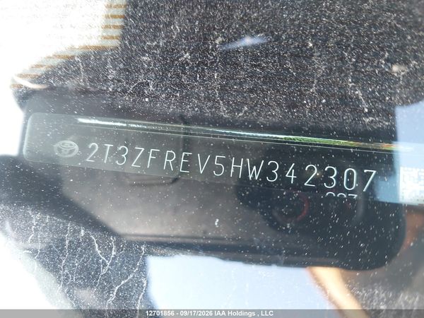 2017 TOYOTA RAV4 LE — I19