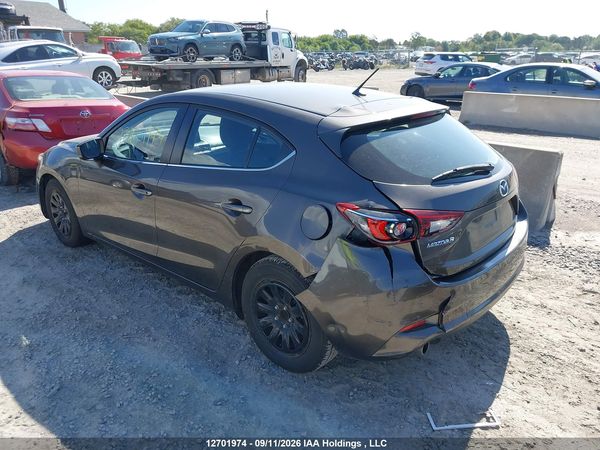 2017 MAZDA MAZDA3 Touring — I3