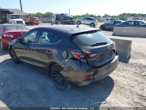 2017 MAZDA MAZDA3 Touring — I6