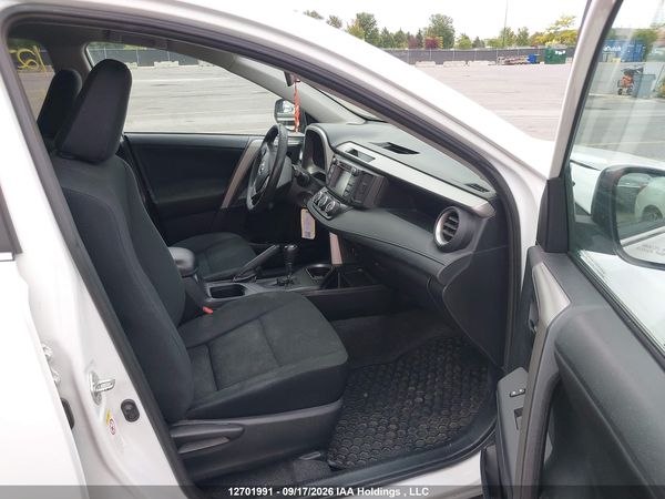 2016 TOYOTA RAV4 LE — I5