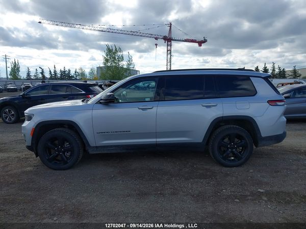 2024 JEEP GRAND CHEROKEE L LIMITED — I15