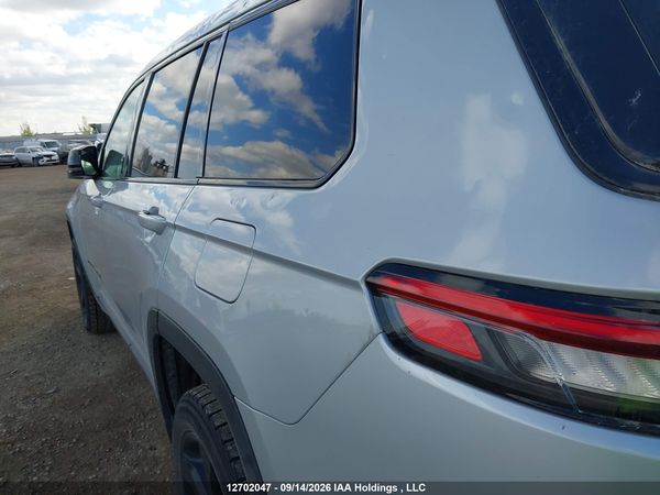 2024 JEEP GRAND CHEROKEE L LIMITED — I22