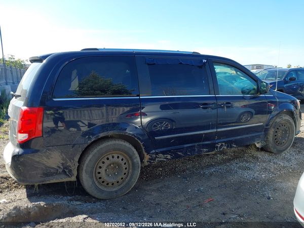 2015 DODGE GRAND CARAVAN CREW — I13
