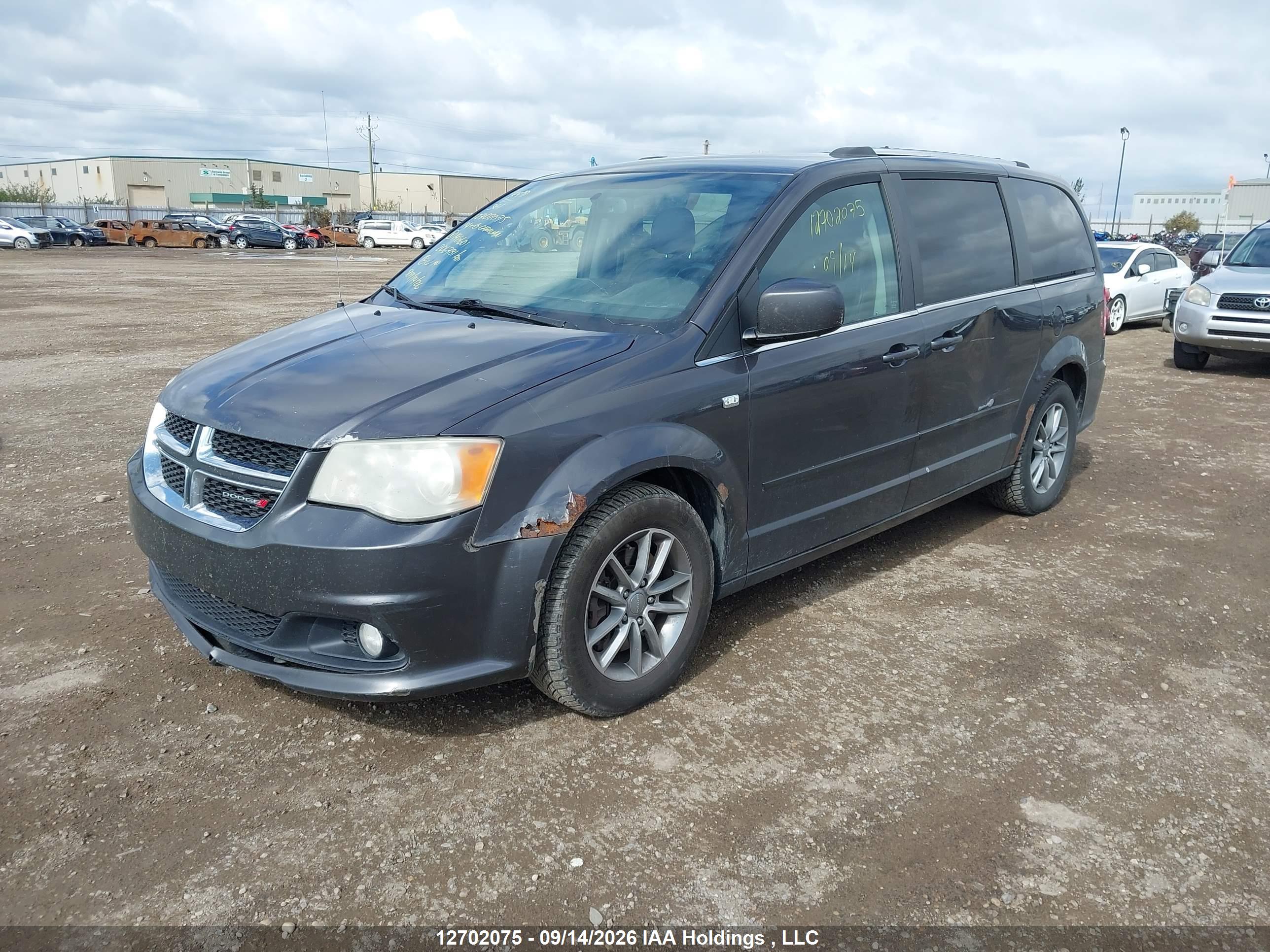 2014 DODGE GRAND CARAVAN SE/SXT — I2