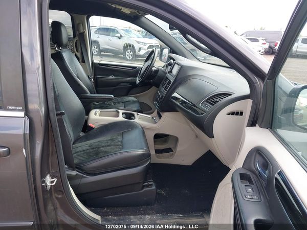 2014 DODGE GRAND CARAVAN SE/SXT — I5