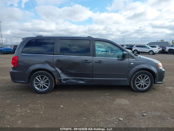 2014 DODGE GRAND CARAVAN SE/SXT — I14