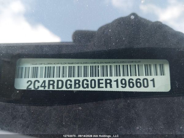 2014 DODGE GRAND CARAVAN SE/SXT — I20