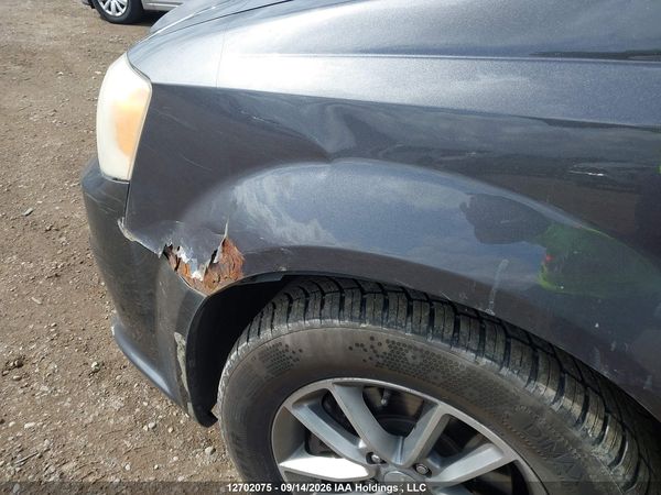 2014 DODGE GRAND CARAVAN SE/SXT — I21