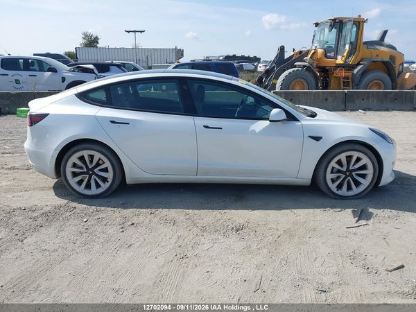 2022 TESLA MODEL 3