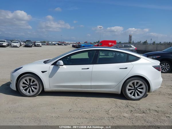 2022 TESLA MODEL 3