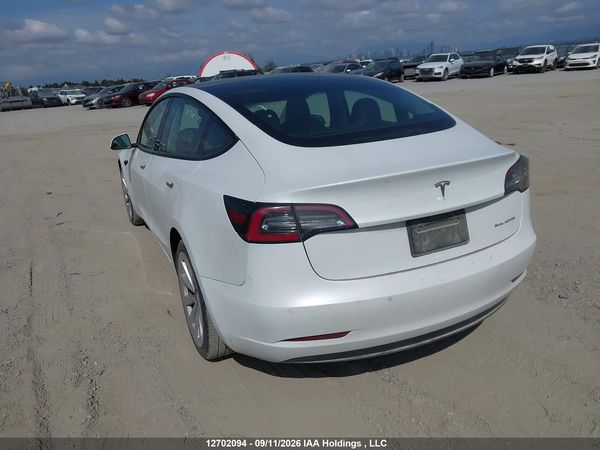 2022 TESLA MODEL 3