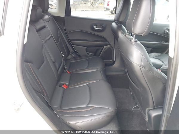 2018 JEEP COMPASS LIMITED — I8