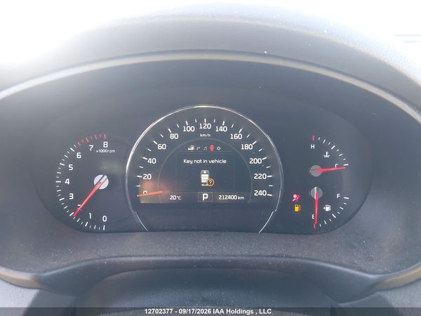 2016 KIA SORENTO 2.0L SX — I7