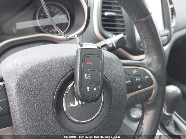 2016 JEEP CHEROKEE LIMITED — I11