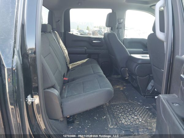 2022 CHEVROLET SILVERADO K1500 TRAIL BOSS CUSTOM — I8