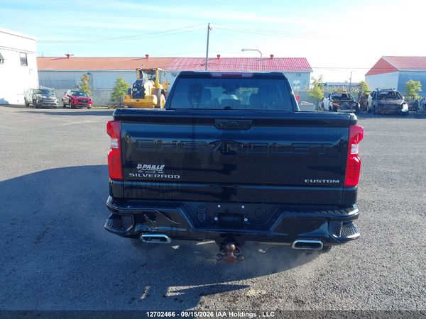 2022 CHEVROLET SILVERADO K1500 TRAIL BOSS CUSTOM — I17