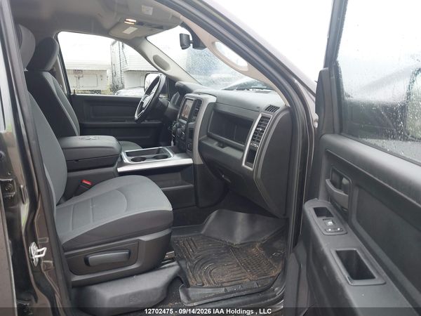 2023 RAM 1500 CLASSIC TRADESMAN — I5