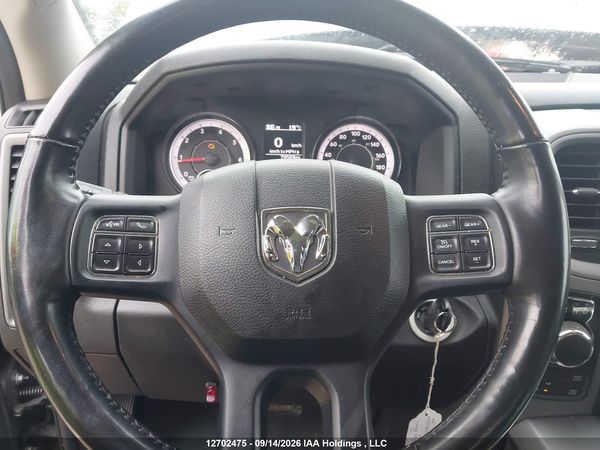 2023 RAM 1500 CLASSIC TRADESMAN — I22