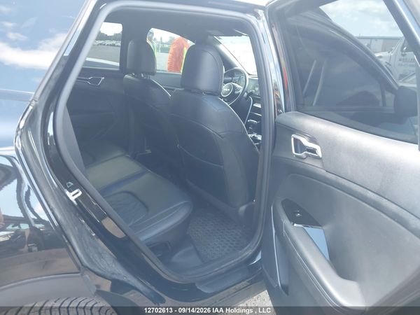 2023 KIA SPORTAGE LX — I8