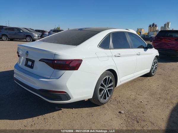 2022 VOLKSWAGEN JETTA Comfortline w/ Sport Pkg — I4