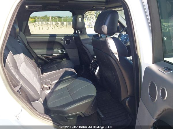2015 LAND ROVER RANGE ROVER SPORT AUTOBIOGRAPHY — I8