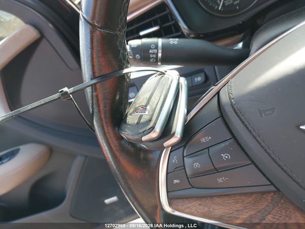 2020 CADILLAC XT5 Platinum Premium Luxury — I11