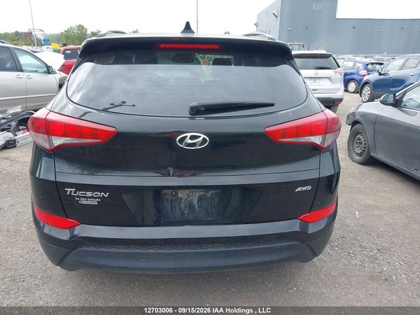 2016 HYUNDAI TUCSON LUXURY — I17