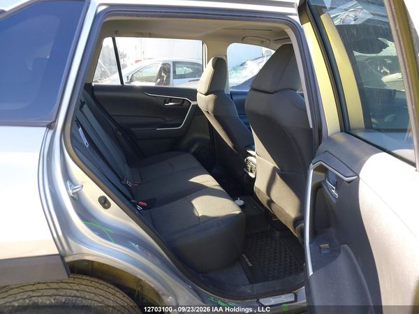 2021 TOYOTA RAV4 XLE HV — I8