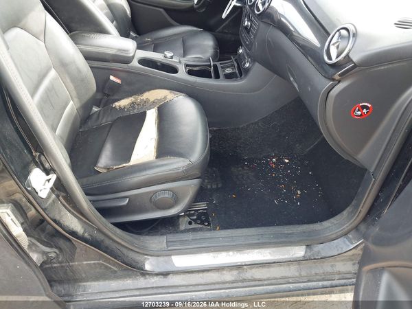 2013 MERCEDES-BENZ B250 — I5