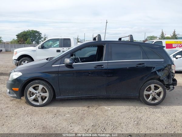 2013 MERCEDES-BENZ B250 — I14