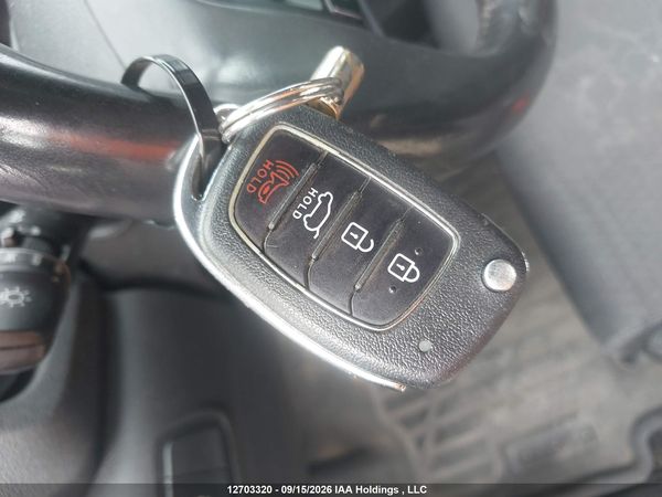 2016 HYUNDAI TUCSON LIMITED/SPORT AND ECO/SE — I11