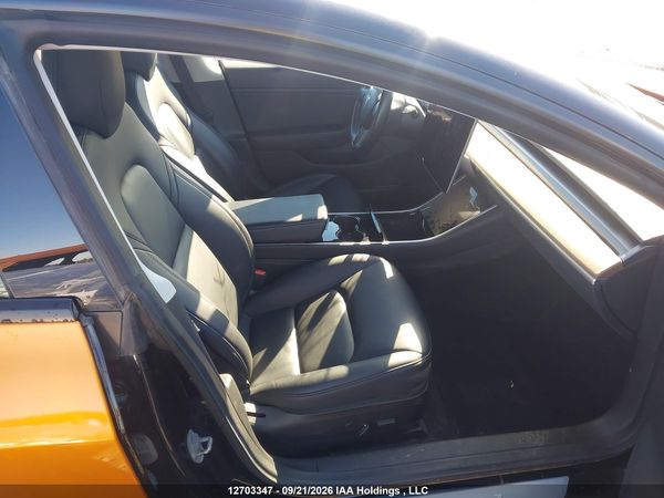 2019 TESLA MODEL 3 — I5