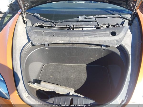 2019 TESLA MODEL 3 — I10