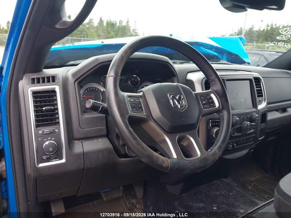 2022 RAM 1500 CLASSIC SLT — I22