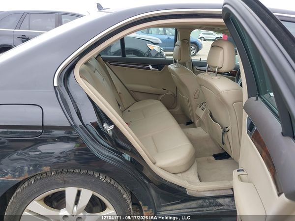 2012 MERCEDES-BENZ C 300 4MATIC — I8