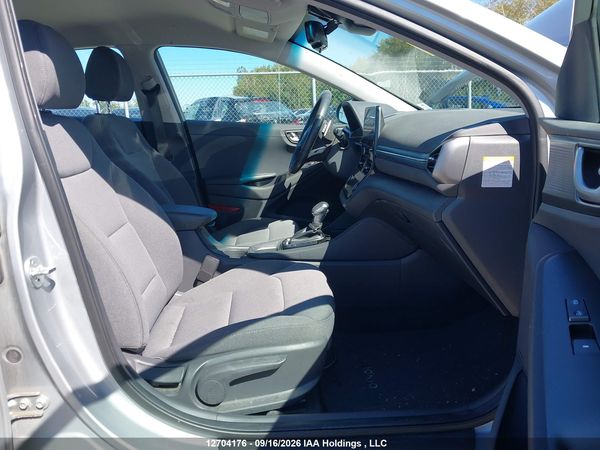 2020 HYUNDAI IONIQ SE — I5