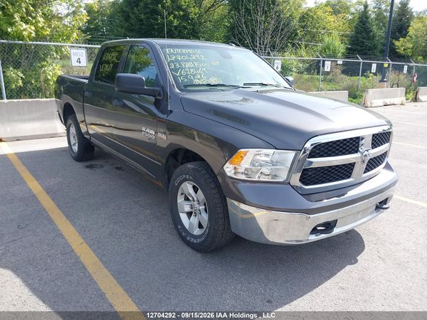 2023 RAM 1500 CLASSIC SLT — I1