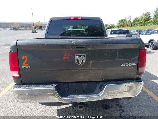2023 RAM 1500 CLASSIC SLT — I16