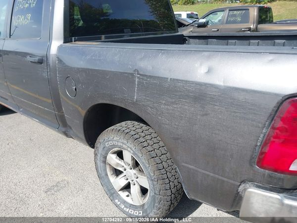 2023 RAM 1500 CLASSIC SLT — I20