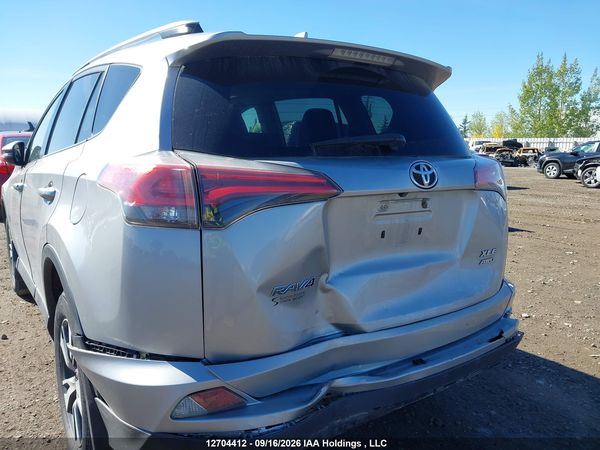 2016 TOYOTA RAV4 XLE — I6