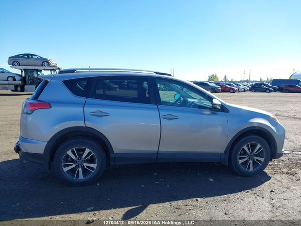 2016 TOYOTA RAV4 XLE — I14