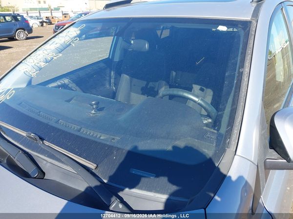2016 TOYOTA RAV4 XLE — I18